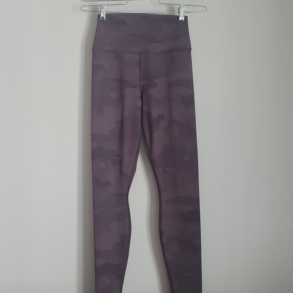 Alo camo leggings